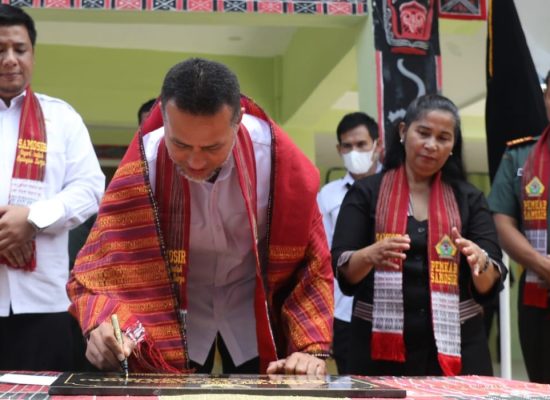 Langka, Kabupaten Samosir Punya GOR Baru Sumbangan Warga