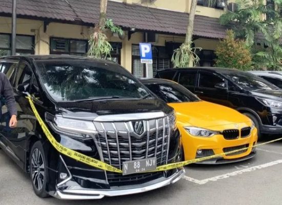 Polisi Sita Rumah dan Mobil Mewah Bayu Walker, “Kaki Tangan” Wahyu Kenzo