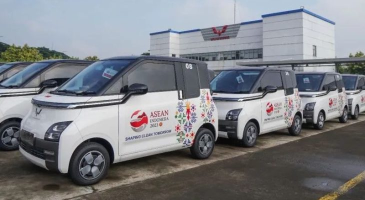 Pemimpin Negara Naik BMW Listrik, Delegasi Pakai Wuling