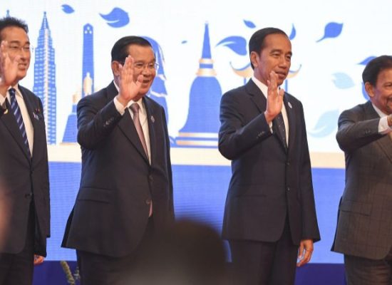 KTT ASEAN 2023 di NTT tetapi Sultan Brunei Nginap di Bali, Ini Penjelasan Istana