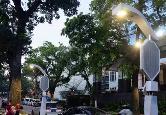 KPPU Temukan Kejanggalan dalam Proyek “Lampu Pocong” Medan
