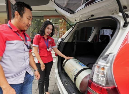 Lebih Hemat, Kendaraan Logistik JNE Mulai Gunakan Bahan Bakar Gas PGN