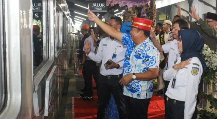 Pandalungan, Kereta Api dengan Jarak Tempuh Terjauh di Indonesia Mulai Beroperasi
