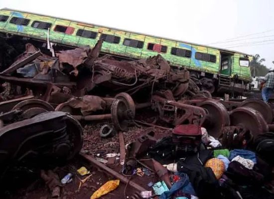 India Ralat Jumlah Korban Tewas Akibat Kecelakaan Kereta Api di Odisha