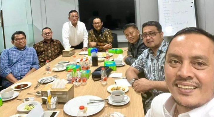 Anies Rancang Strategi Pemenangan dengan Tim Delapan