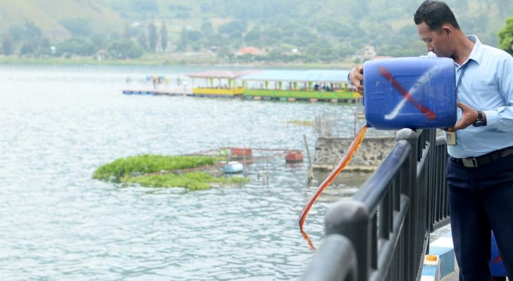Sumut Andalkan Ekoenzim Tanggulangi Pencemaran Danau Toba