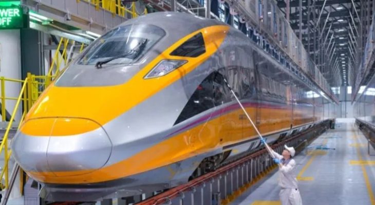 Nyaman di Kecepatan 320 Km per Jam, KCJB Beroperasi Mulai Oktober
