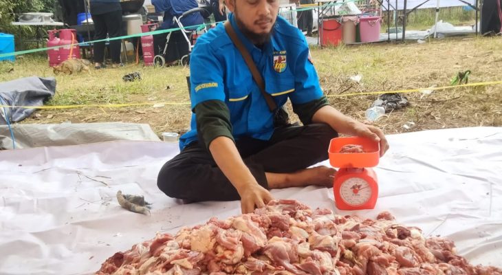 KNPI Bagikan 1.000 Lebih Paket Kurban untuk Warga Terdampak Gempa Cianjur