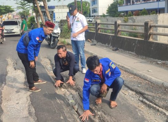 DPRD Respons Positif Terobosan Pemkab Bekasi Tangani Jalan Rusak