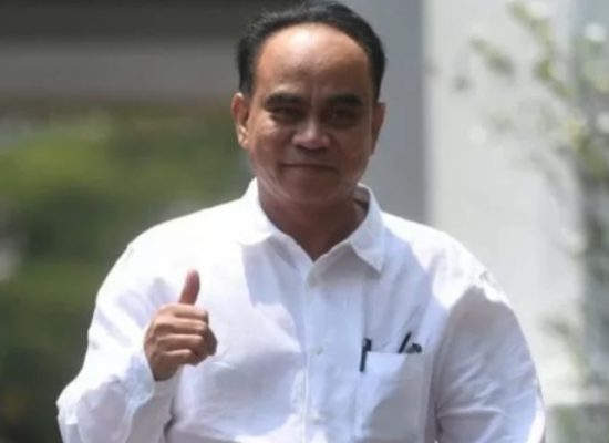 Jokowi Lantik Budi Arie Setiadi Jadi Menkominfo yang Baru