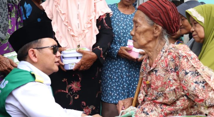 Program Bekasi Permata Salurkan 20.404 Rantang Makanan Kaum Dhuafa