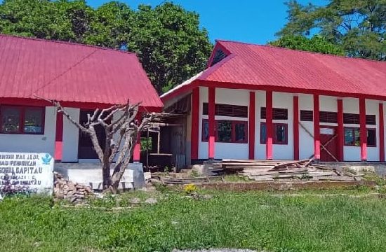 Dua Proyek Pembangunan Gedung SD Mangkrak di Alor Diadukan ke Kejaksaan