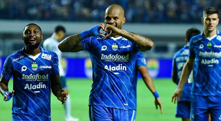 Persib Gulung Persita Hampir Setengah Lusin Gol