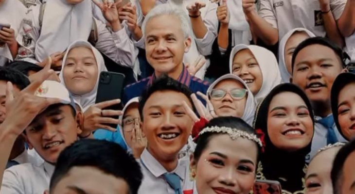 Ganjar-Mahfud akan Setarakan Gaji Guru dan Dosen RI dengan Negara Maju