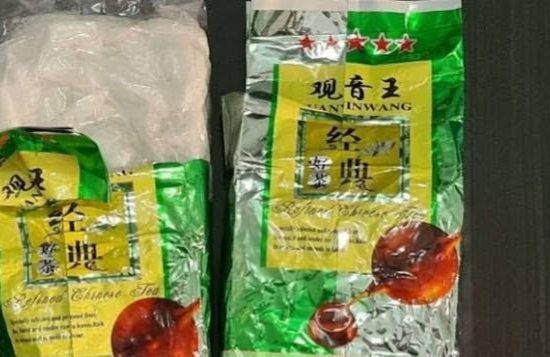 Pasangan Suami Istri di Deliserdang Selipkan Sabu dalam Kotak Biskuit