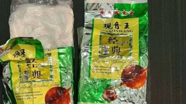 Pasangan Suami Istri di Deliserdang Selipkan Sabu dalam Kotak Biskuit