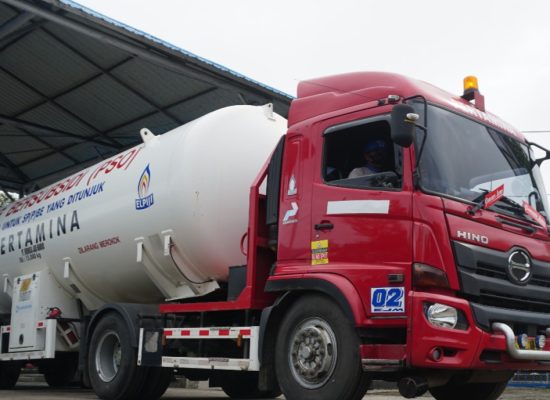 38 Truk Tangki BBM Tambahan Disiagakan di Sumbagut