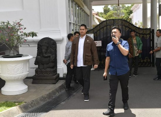Menpora Hadiri Sidang Kabinet Paripurna Terkait Peningkatan Kerja ASN Melalui Keterpaduan Layanan Digital Pemerintah