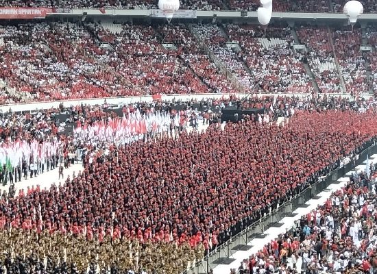 Konser Salam M3tal di GBK: Ahok Datang, Mega Pukul Kentongan Hingga Ganjar Janji Setia pada Rakyat