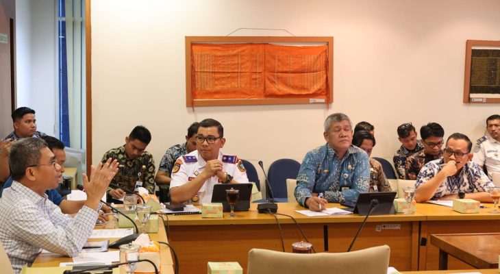 Tekan Kecelakaan di Perlintasan Sebidang, Dishub Sumut, Baltek Perkeretaapian dan PT KAI Divre Sumut Gelar RDP dengan Komisi D DPRD Sumut