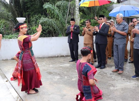 Pjs Bupati Toba Ajak Masyarakat Jadikan Pahlawan Revolusi D.I. Panjaitan Sebagai Teladan Pembangunan