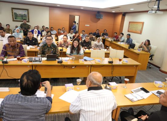 Rapat Bersama Komisi D DPRD Sumut, Dishub Sumut Pastikan Kesiapan Transportasi Mudik Nataru