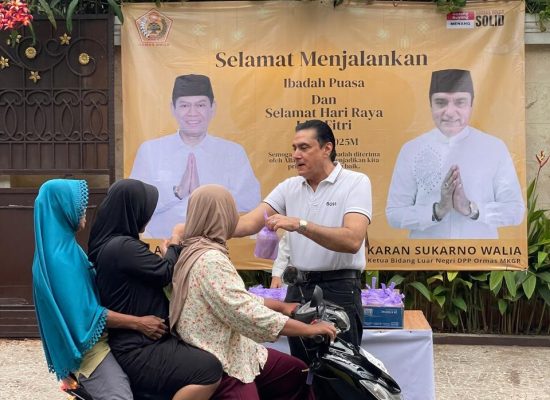 Aktor Karan Sukarno Walia Berbagi Keberkahan di Bulan Suci Ramadan