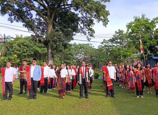 UHKBPNP dan SMA Kampus Nommensen Rayakan HUT ke-80 RI dengan Nuansa Ulos